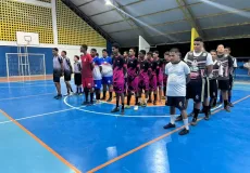 Jogos Escolares da EJA promovem esporte e integração em Teixeira de Freitas