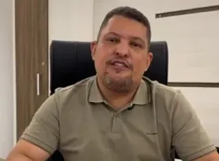 Jonatas dos Santos, Presidente da Câmara de Teixeira de Freitas, cria benefício que alia valorização dos servidores e fortalecimento do comércio local