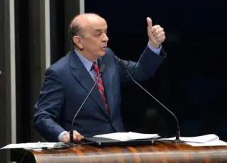 José Serra é denunciado por lavagem de dinheiro