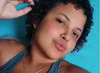 Jovem de 23 anos é encontrada decapitada e enterrada no quintal de casa em Pedro Canário; marido foi preso