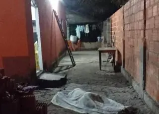 Jovem é morto a tiros em frente a sua casa na cidade de Nova Viçosa