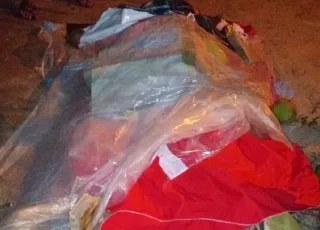 Jovem é morto a tiros na garagem de sua casa em Nova Viçosa