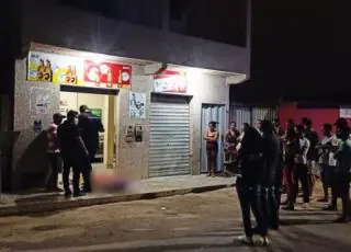 Jovem é morto com 6 tiros dentro de bar no Castelinho