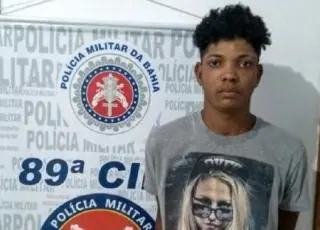 Jovem é preso pela PM com drogas em Nova Viçosa