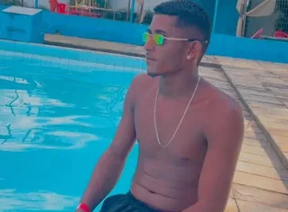 Jovem é surpreendido e executado a tiros enquanto trafegava de bicicleta em Itabela