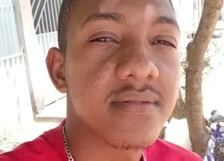 Jovem investigado por estupro é morto a tiros dentro de casa em Itabela; bilhete foi deixado ao lado do corpo