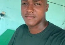 Jovem morre após perder controle de carro e bater em árvore na BR-418, em Posto da Mata