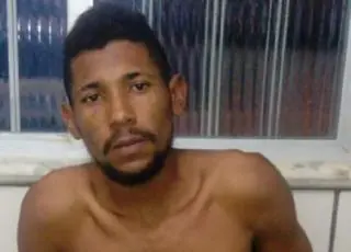Jovem tomba em confronto com a polícia em Teixeira