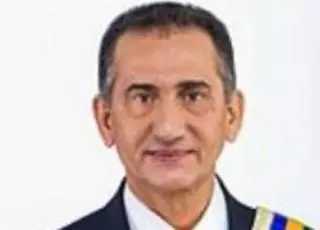 Juiz bloqueia conta do governador do Amapá por improbidade em obra