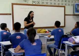 Juíza determina volta às aulas presenciais na Bahia