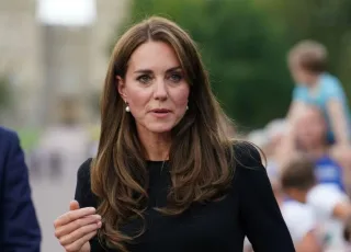 Kate Middleton diz que quimioterapia chegou ao fim: 'Jornada complexa e assustadora'  