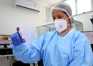 Lacen-BA detecta nova variante do coronavírus em Salvador e mais 16 cidades da Bahia 