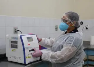 Lacen inicia testes moleculares para Covid-19 em Porto Seguro