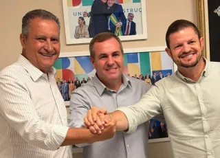 Prefeito Tonzinho participa de  audiência com Rui Costa que garante retomada daobra da  Escola de Tempo Integral e novas obras para Lajedão