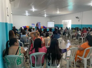 Lajedão promove oficina "Autonomia Emocional em Salas Inclusivas" para educadores