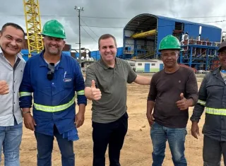 Lajedão rumo ao progresso: Prefeito Tonzinho visita Usina e anuncia início da moagem em agosto