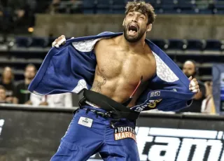 Leandro Lo, campeão mundial de jiu-jitsu, é baleado na cabeça durante show em clube de São Paulo