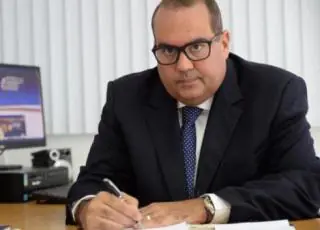 Líder da oposição na AL-BA acusa deputado do PT de fazer manobra para não reconhecer vitória de aliado