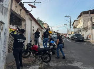 Lideranças do crime são alvos de megaoperação deflagrada na Bahia e mais cinco estados