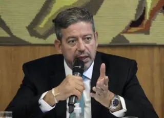 Lira pede solução alternativa para auxílio emergencial