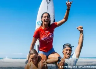 Luana Silva bate japonesa e fatura título do Mundial Júnior de Surfe