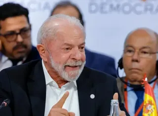 Lula defende fim da 6x1 e diz que ganhos não podem valer só para ricos