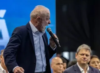 Lula diz que demitiu Nísia porque precisa de 'mais agressividade na política' 