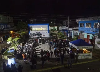 Luz, Câmera e Praça Cheia: Prefeito Bemtivi celebra sucesso de público no encerramento do Cine Sustentável em Itanhém