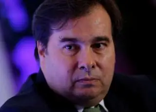 Maia defende Bolsonaro após críticas de prefeito de NY