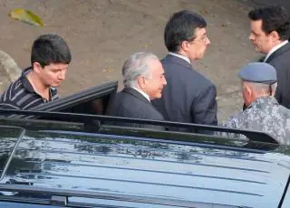 Maioria de turma do STJ vota por conceder liberdade a Temer