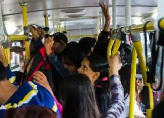 Mais da metade das jovens brasileiras têm medo de assédio