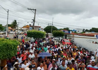 Mais de 1.500 pessoas marcham no Prado pedindo celeridade na demarcação da BASEVI