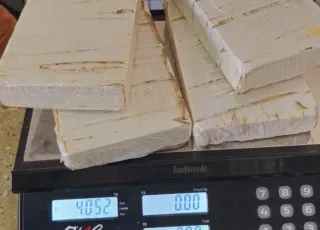 Mais de 4 kg de cocaína são apreendidos pela CIPE/Mata Atlântica durante patrulhamento no Liberdade II