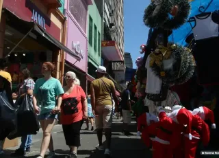 Mais de 40% dos consumidores pretendem ir às compras para o Natal