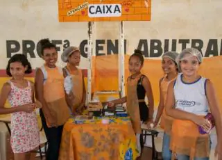 Mais de 700 alunos concluem curso Jovens Empreendedores