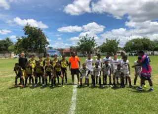 Mais de 80 crianças participaram do evento esportivo promovido pela Escolinha de Futebol de São José de Alcobaça