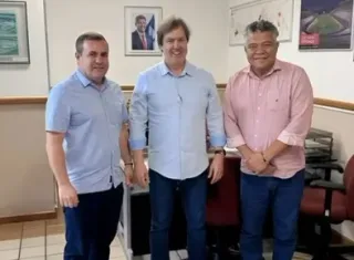 Mais educação a caminho! Prefeito Tonzinho trata de escola de tempo integral em Salvador