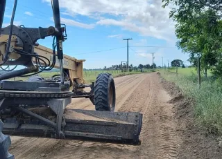 Mais mobilidade: Alcobaça investe na recuperação de estradas vicinais com chegada de novos veículos