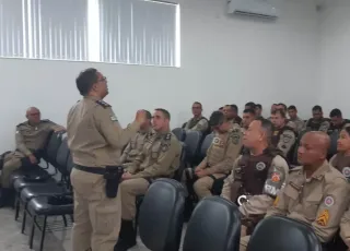 Major Dumas realiza a sua primeira parada geral com o efetivo da 43ª CIPM, em Itamaraju
