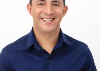Manrick Teixeira, prefeito eleito de Vereda, surpreende e convoca professores para escolher o novo secretário de educação