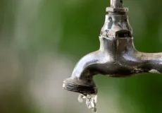 Manutenção emergencial interrompe fornecimento de água em Teixeira de Freitas nesta terça-feira