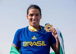 Maratona Aquática: Ana Marcela Cunha é a melhor do mundo