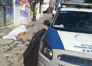 “Marcone Eletricista” morre em calçada de farmácia em Teixeira de Freitas