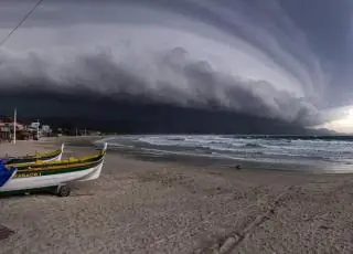 Marinha emite alerta de ciclone em alto mar, no sul da BA, com previsão de ventos de 33 km/h