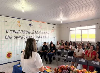 Medeiros Neto fortalece trajetória de investimentos na educação infantil com abertura do ProLEEI