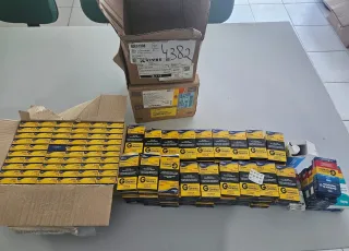 Medicamentos com identificação do Fundo Municipal de Saúde de Porto Seguro são encontrados na rua em Eunápolis