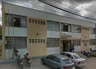 Menina de 12 anos mata filho recém-nascido a facadas e enforcado em Minas Gerais