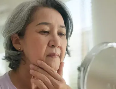 Menopausa: 4 pontos sobre como cuidar da pele nessa fase