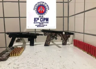 Metralhadoras, munições e cocaína são apreendidas pela PM em Teixeira de Freitas