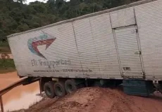 População cobra solução para caos em desvio da BR-101 após interdição de ponte sobre o Rio Jequitinhonha